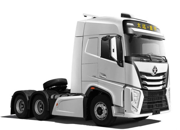 90后当天下！大运旗舰V9牵引车分分钟满足年轻卡友新需求